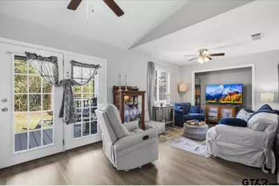 289 Acapulco Rd, Jefferson, TX 75657 - Photo 9