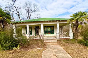 305 Quitman, Pittsburg, TX 75686 - Photo 1