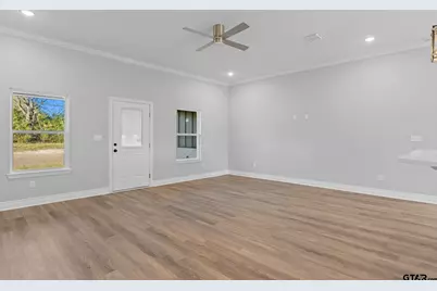 105 W Teal Dr, Troup, TX 75789 - Photo 9