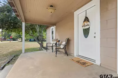 107 Mallory, Lindale, TX 75771 - Photo 3