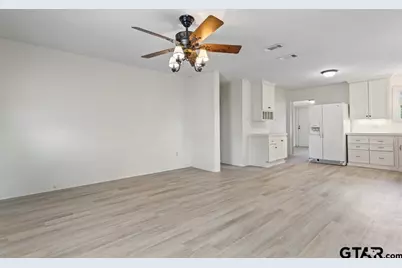 107 Mallory, Lindale, TX 75771 - Photo 17