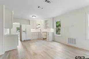 107 Mallory, Lindale, TX 75771 - Photo 15