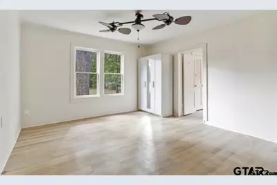 107 Mallory, Lindale, TX 75771 - Photo 21