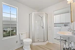 210 Cooper, Lindale, TX 75771 - Photo 17