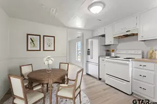 210 Cooper, Lindale, TX 75771 - Photo 3