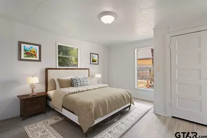 210 Cooper, Lindale, TX 75771 - Photo 5