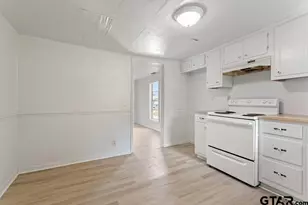 210 Cooper, Lindale, TX 75771 - Photo 9