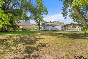 210 Cooper, Lindale, TX 75771 - Photo 21