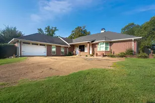 473 Cupit St, Longview, TX 75604 - Photo 1