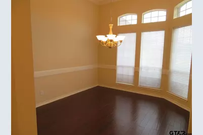 702 W Heritage, Tyler, TX 75703 - Photo 5