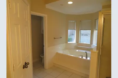 702 W Heritage, Tyler, TX 75703 - Photo 27