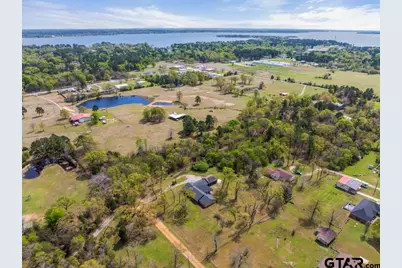 1887 Shiloh Estates Rd, Chandler, TX 75758 - Photo 37