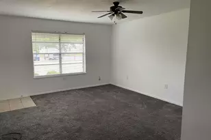 313 Circle Dr, Bogata, TX 75417 - Photo 3