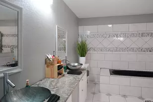 4470 Co Rd 2208, Greenville, TX 75402 - Photo 23