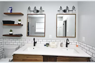 802 W Coke Rd, Winnsboro, TX 75494 - Photo 33