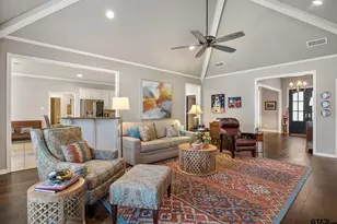 1413 Holly Creek Dr, Tyler, TX 75703 - Photo 9