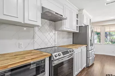 1805 De Charles Street, Tyler, TX 75701 - Photo 11