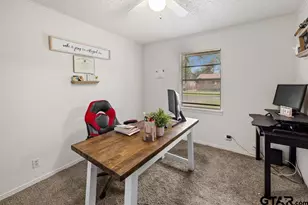 725 W Blair St, Mineola, TX 75773 - Photo 7