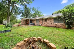 725 W Blair St, Mineola, TX 75773 - Photo 25