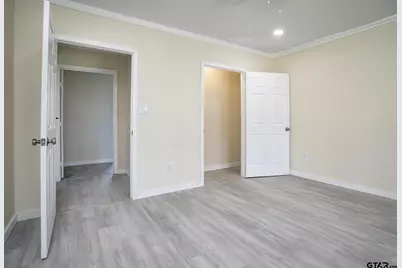 2007 Lee St. (Two Houses), Tyler, TX 75702 - Photo 33