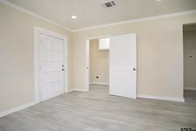 2007 Lee St. (Two Houses), Tyler, TX 75702 - Photo 29