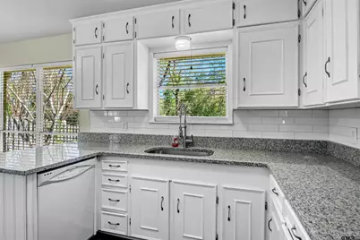 2114 Woodhaven, Tyler, TX 75701 - Photo 11