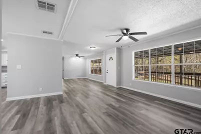 18607 C R 498, Lindale, TX 75771 - Photo 13