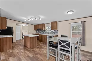 1642 Cr 308 E, Henderson, TX 75652 - Photo 9