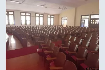 201 E Quitman, Gladewater, TX 75647 - Photo 9