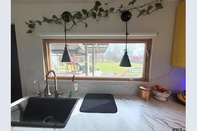 474 E Pennsylvania, Van, TX 75790 - Photo 7