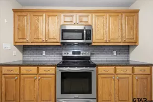 336 County Rd 3542, Hawkins, TX 75765 - Photo 9