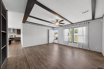 20766 Joe Paul, Chandler, TX 75758 - Photo 17