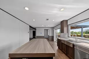 20766 Joe Paul, Chandler, TX 75758 - Photo 11