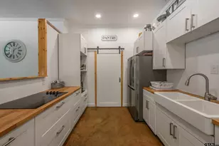 240 Private Rd 5515, Palestine, TX 75801 - Photo 11