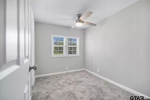 2375 Clinton Dr, Chandler, TX 75758 - Photo 17