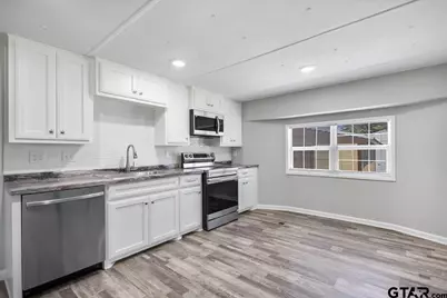 2375 Clinton Dr., Chandler, TX 75758 - Photo 11