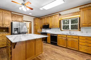 450 Johnson, Tatum, TX 75691 - Photo 11