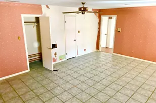 609 Hickory, Hughes Springs, TX 75656 - Photo 9