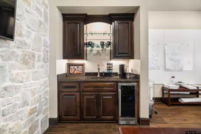 1518 Colony Circle, Longview, TX 75604 - Photo 15