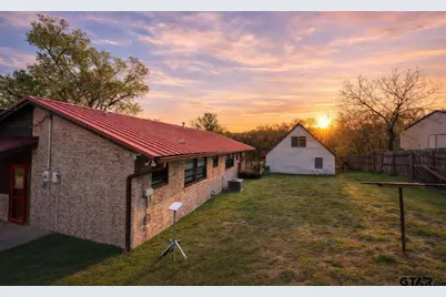 109 Maxine St, Mineola, TX 75773 - Photo 25