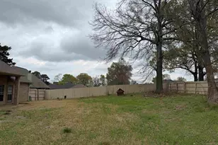 120 Burton, Longview, TX 75603 - Photo 33