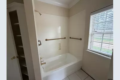120 Burton, Longview, TX 75603 - Photo 21