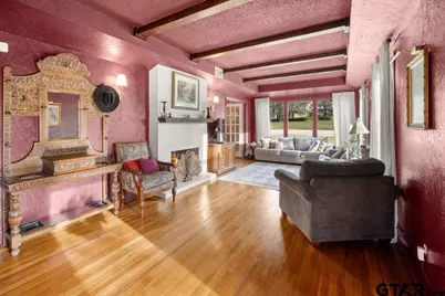 327 N Ponsard, Troup, TX 75789 - Photo 3