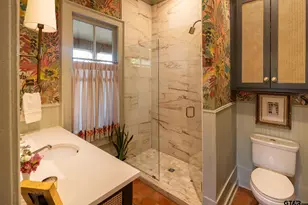 204 Lindsey, Tyler, TX 75701 - Photo 39