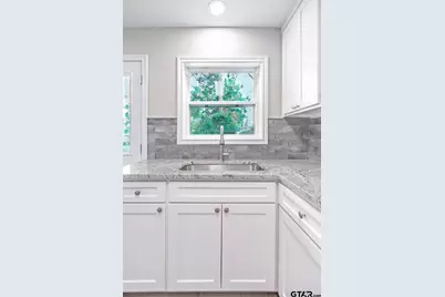 2922 Meadowlark, Tyler, TX 75701 - Photo 15