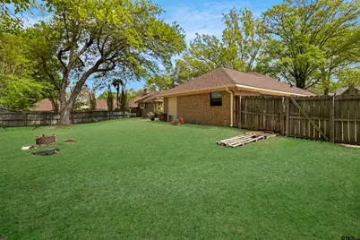 5805 Regents Row, Tyler, TX 75703 - Photo 43