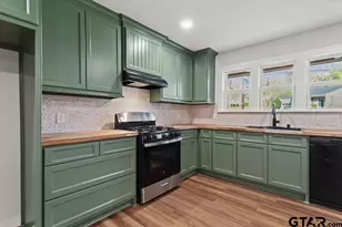 2819 New Copeland Rd, Tyler, TX 75701 - Photo 11