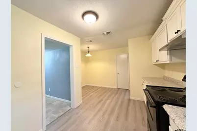 404 Beckley, Kilgore, TX 75662 - Photo 7