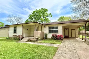 404 Beckley, Kilgore, TX 75662 - Photo 1