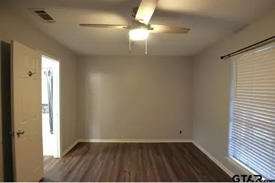 305 Lakeview St, Whitehouse, TX 75791 - Photo 9